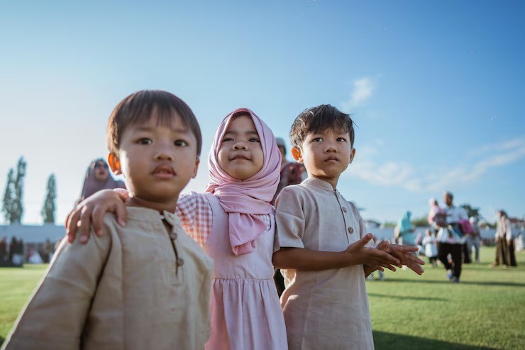 masalah sensori pada anak, tanda anak gangguan sensori, red flag anak, tumbuh kembang anak, sensory processing disorder, anak picky eater, anak hiperaktif, tips bunda muda